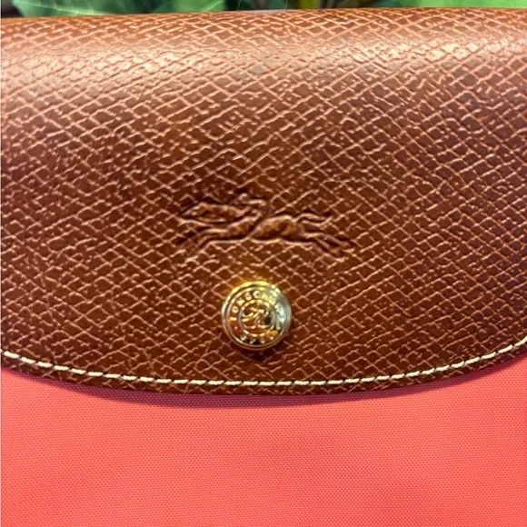 Longchamp Le Pliage Large in Grenadine - Picture 7 of 7